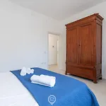 Sandy Retreat, Beachside With Terrace Apartamento Torre Grande