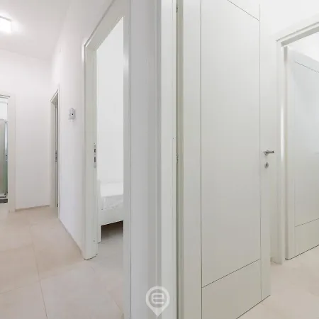 Apartamento Sandy Retreat, Beachside With Terrace Torre Grande